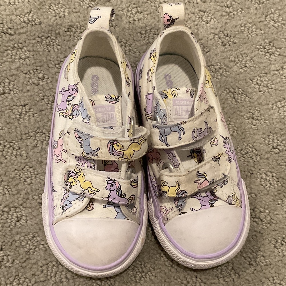 Converse Kids' Unicorn Print Velcro Sneakers in White and Pastel 0287
